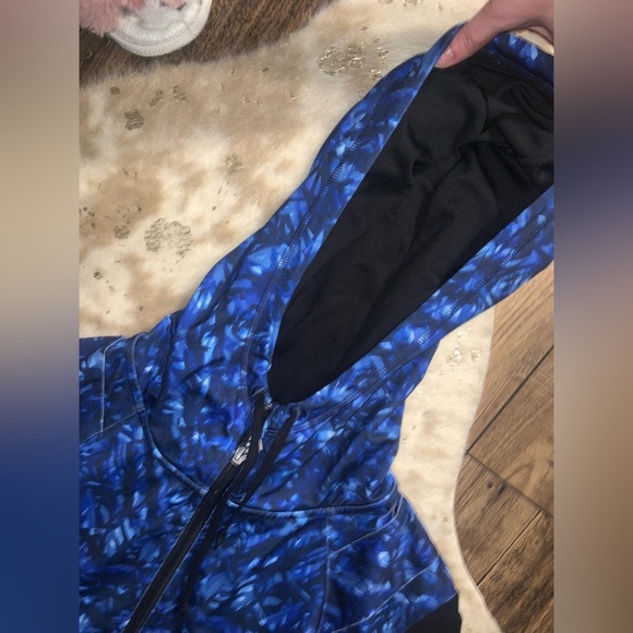 Alo yoga blue black printed flow hoodie S athletic activewear full zip winter - Picture 4 of 10